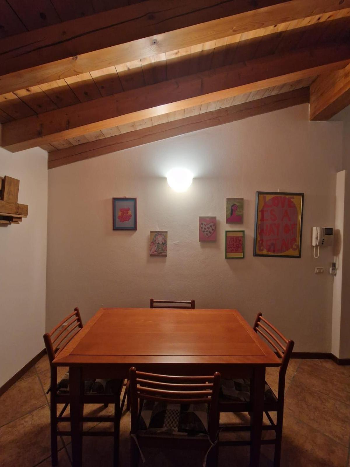 Pati Bilocale - Graffiti'S Apartment Bergamo Exteriér fotografie