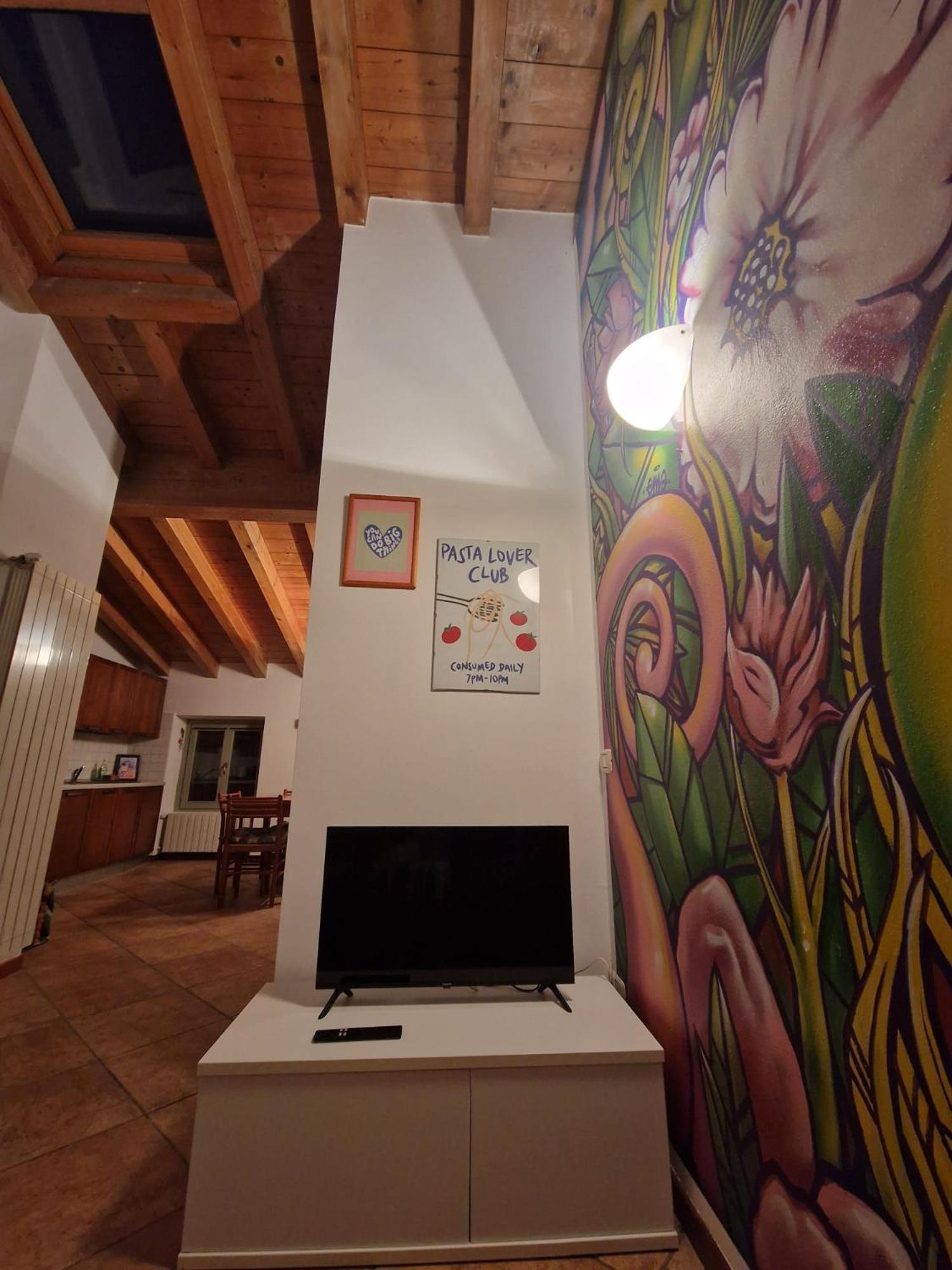 Pati Bilocale - Graffiti'S Apartment Bergamo Exteriér fotografie