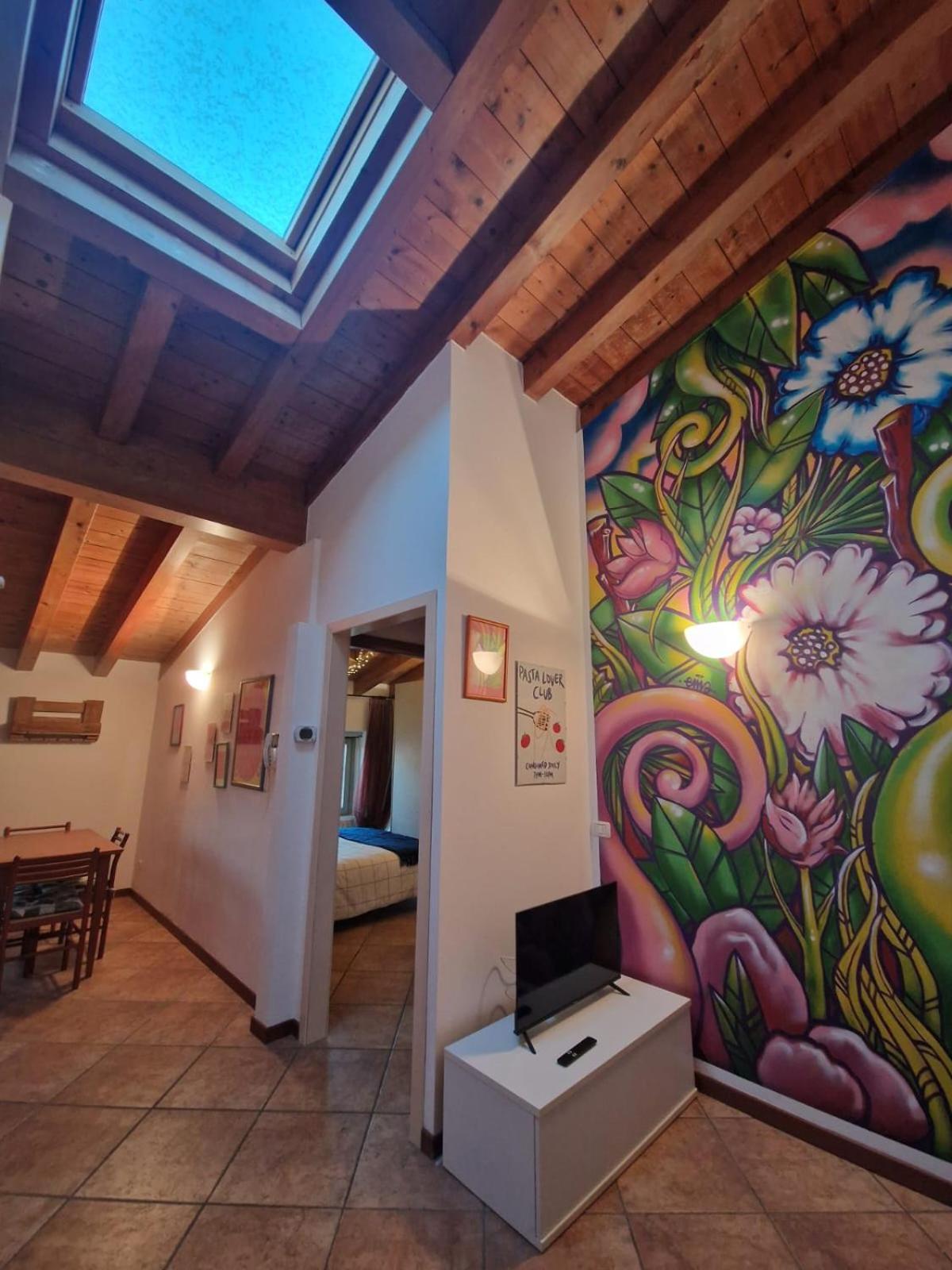 Pati Bilocale - Graffiti'S Apartment Bergamo Exteriér fotografie